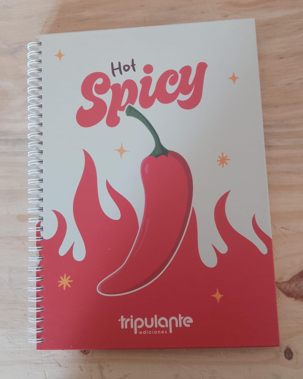Cuaderno Tapa Dura Tripulante 20x28cm 80 Hojas Rayado - Spicy
