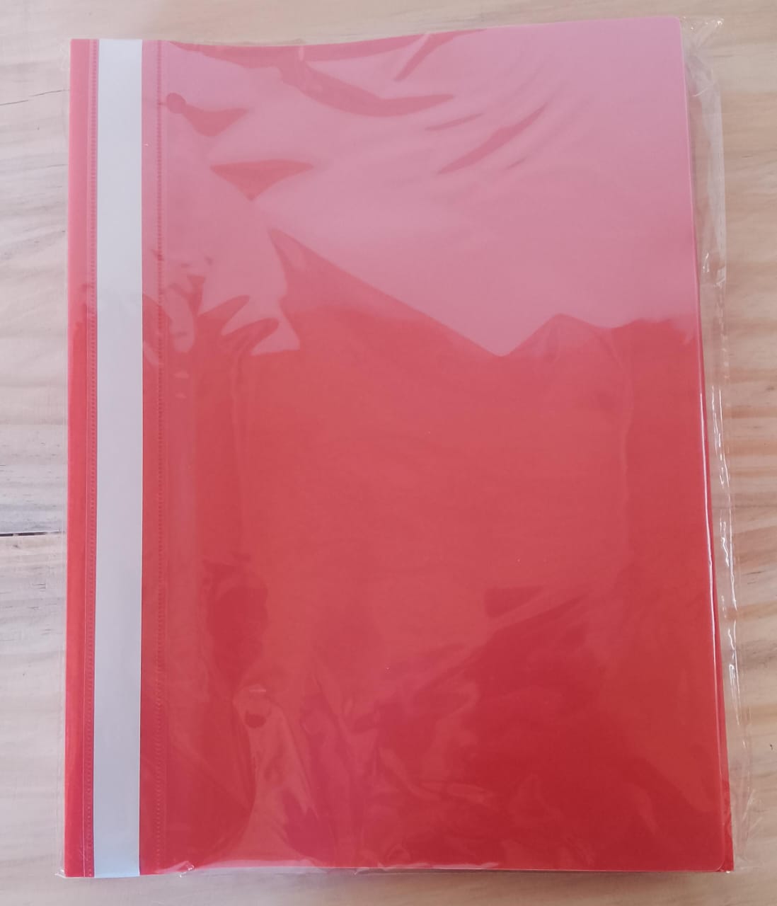 Carpeta Tapa Transparente A4 x20 Unid. - Rojo